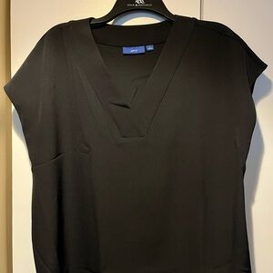 Apt 9 Black V-Neck Women's Top Size L